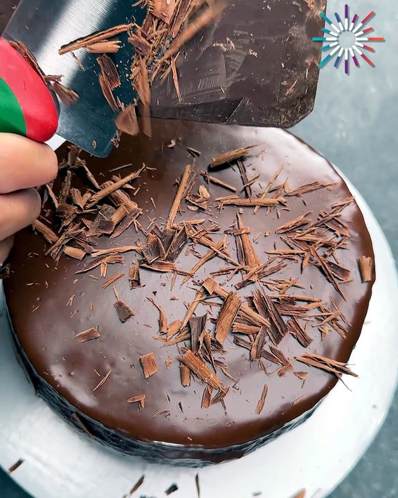The chocolate dream cake is here🍫