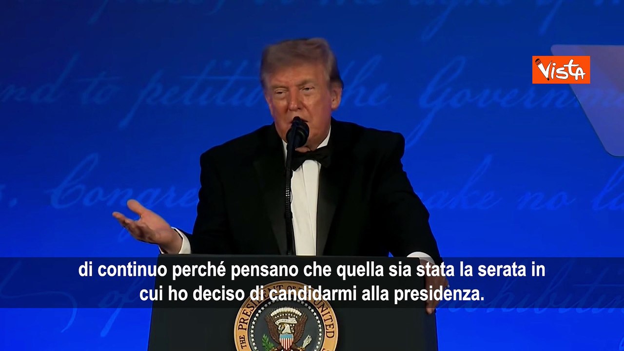 Trump: Nel 2011 Obama mostrò il mio nome sulla Casa Bianca, ora sto per farlo davvero