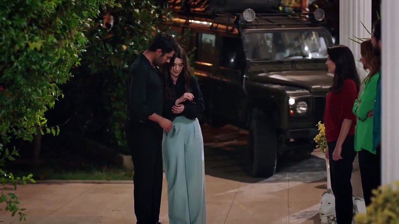 Ruzgarli Tepe - Episode 143 (English Subtitles) Windy Hill