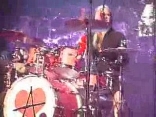 Forest National - 21.06.08 - Avril Lavigne - Runaway