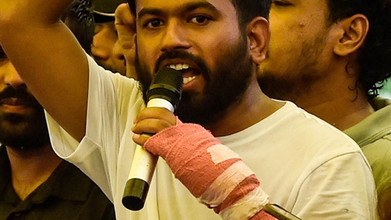 India's Youth Protesters End Demonstrations After Minister Resigns