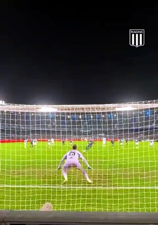 ¿Debió patearse de nuevo el penal del Chelo Torres? El otro reclamo del Lobo