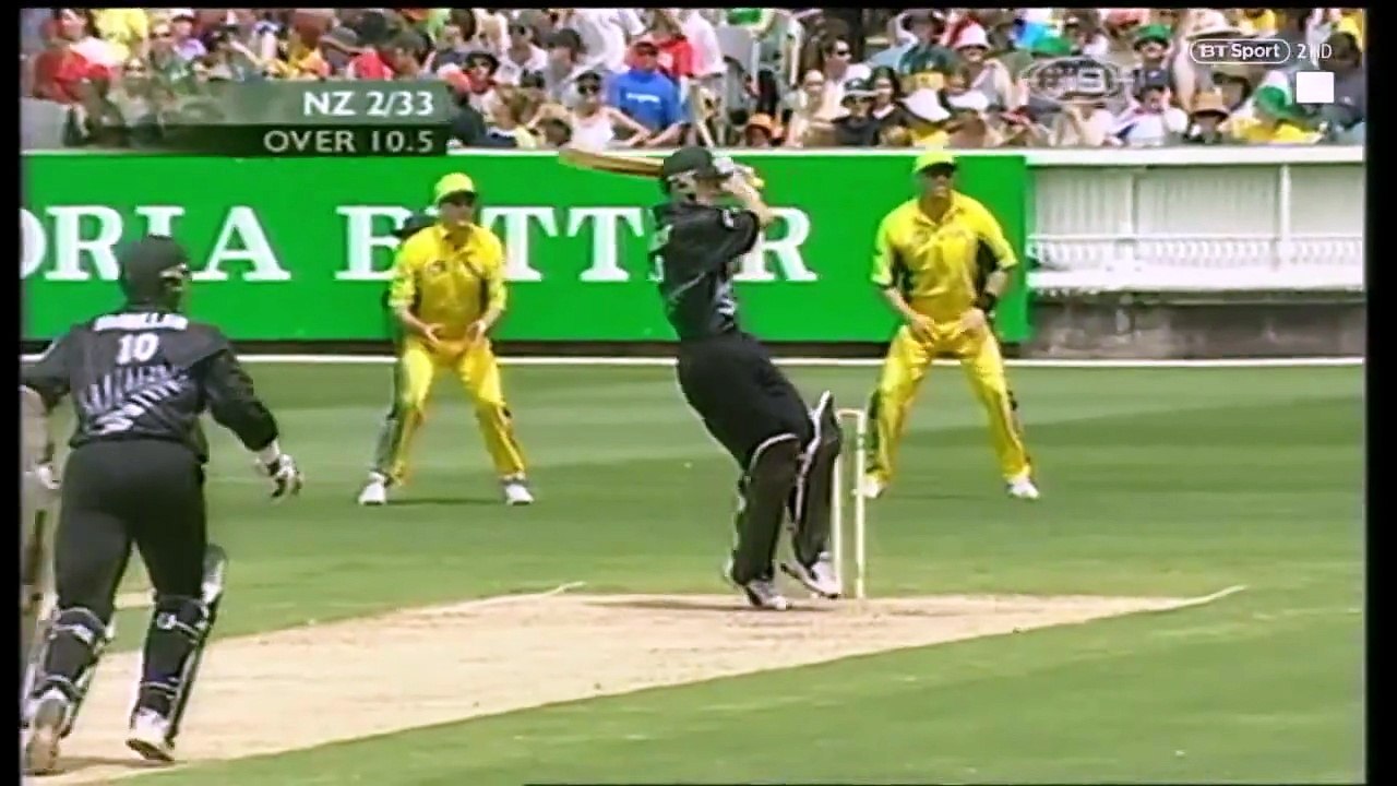 VB Series 2001/02 | Australia vs New Zealand, 1st Match at Melbourne, Jan 11 2002