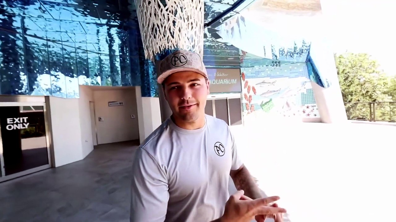 Inside the Highest Ranked Zoo in America!!