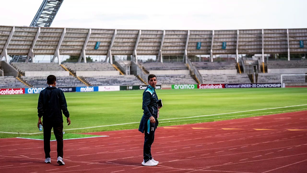 Selección Sub-20 de Honduras reconoce el estadio donde disputará Premundial de México