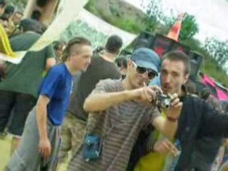 Free music OFF live de Drik-C sur le mur des ACK crew