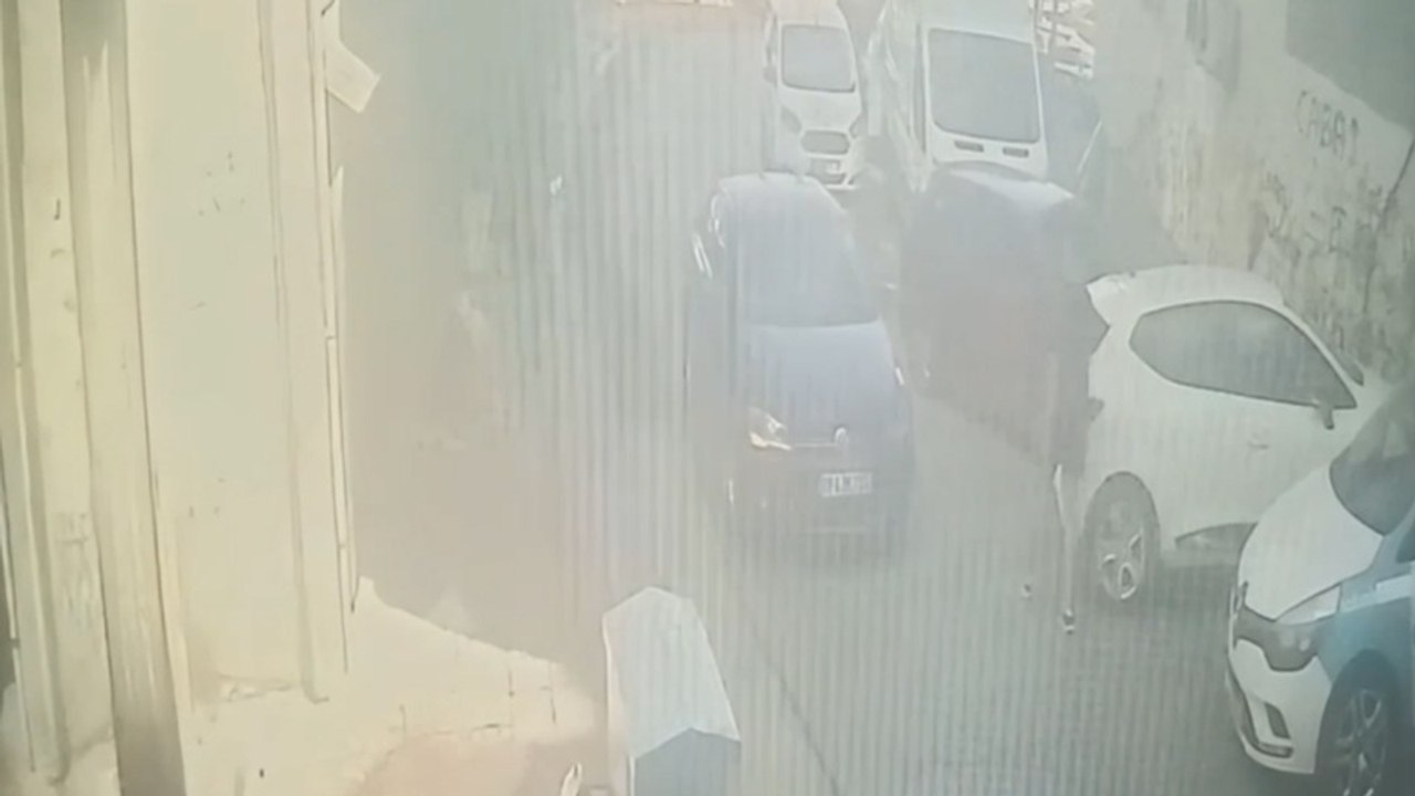 Eski nişanlısıyla birlikte olan çocukluk arkadaşını silahla vurdu: Annesi ‘kim vurdu’ diyerek sinir krizi geçirdi