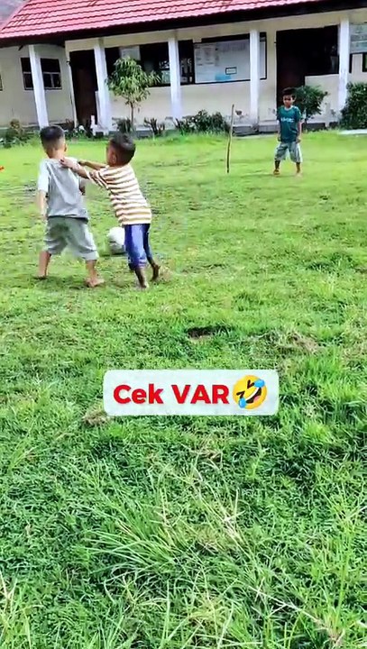 Komedi sepakbola