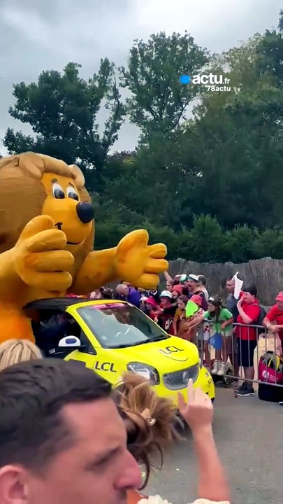 Tour de France 2026 : caravane et coureurs au village de départ à Thoiry