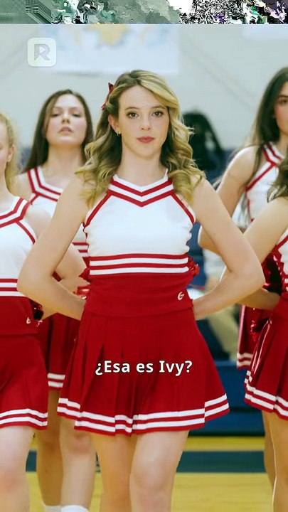 La diva del micrófono En Español