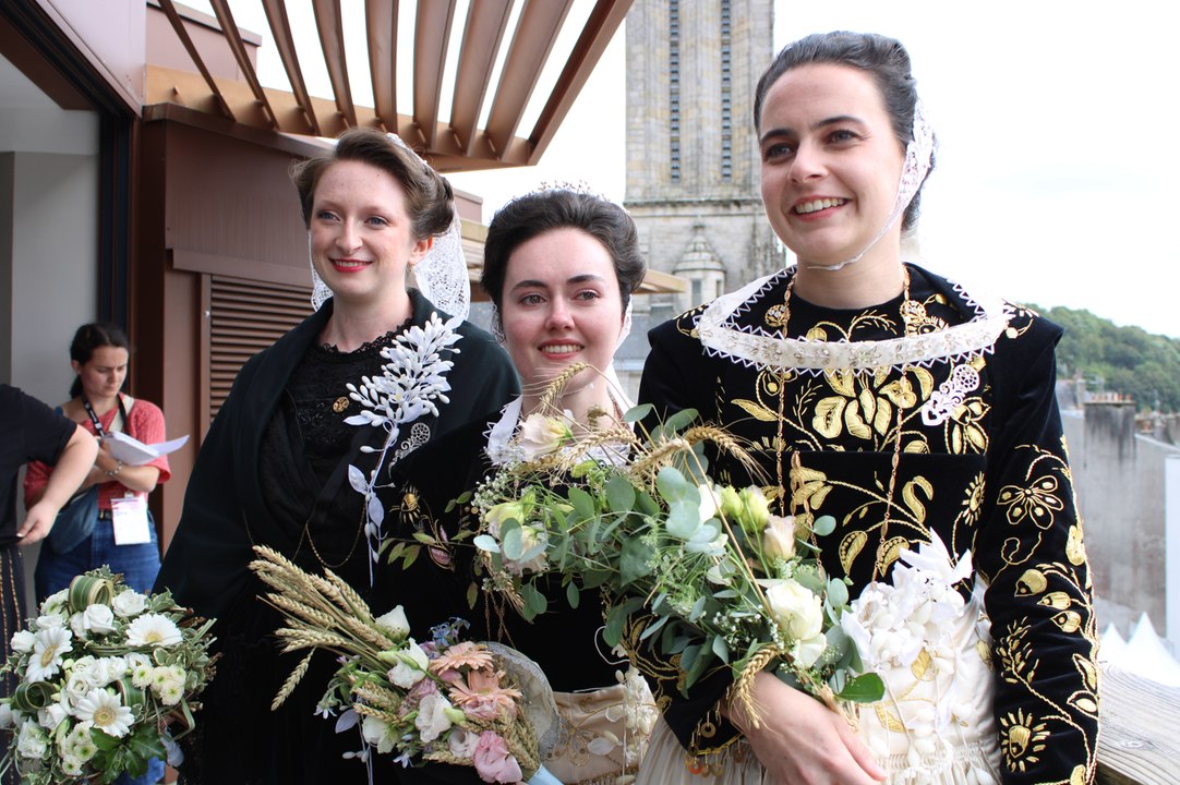 Margaux Le Grand a été élue Reine de Cornouaille 2026 à Quimper