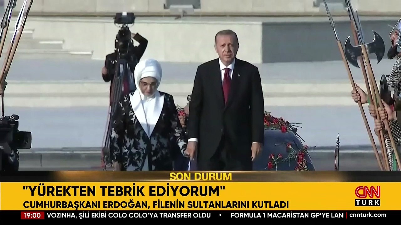 Cumhurbaşkanı Erdoğan'dan A Milli Kadın Voleybol Takımı'na tebrik
