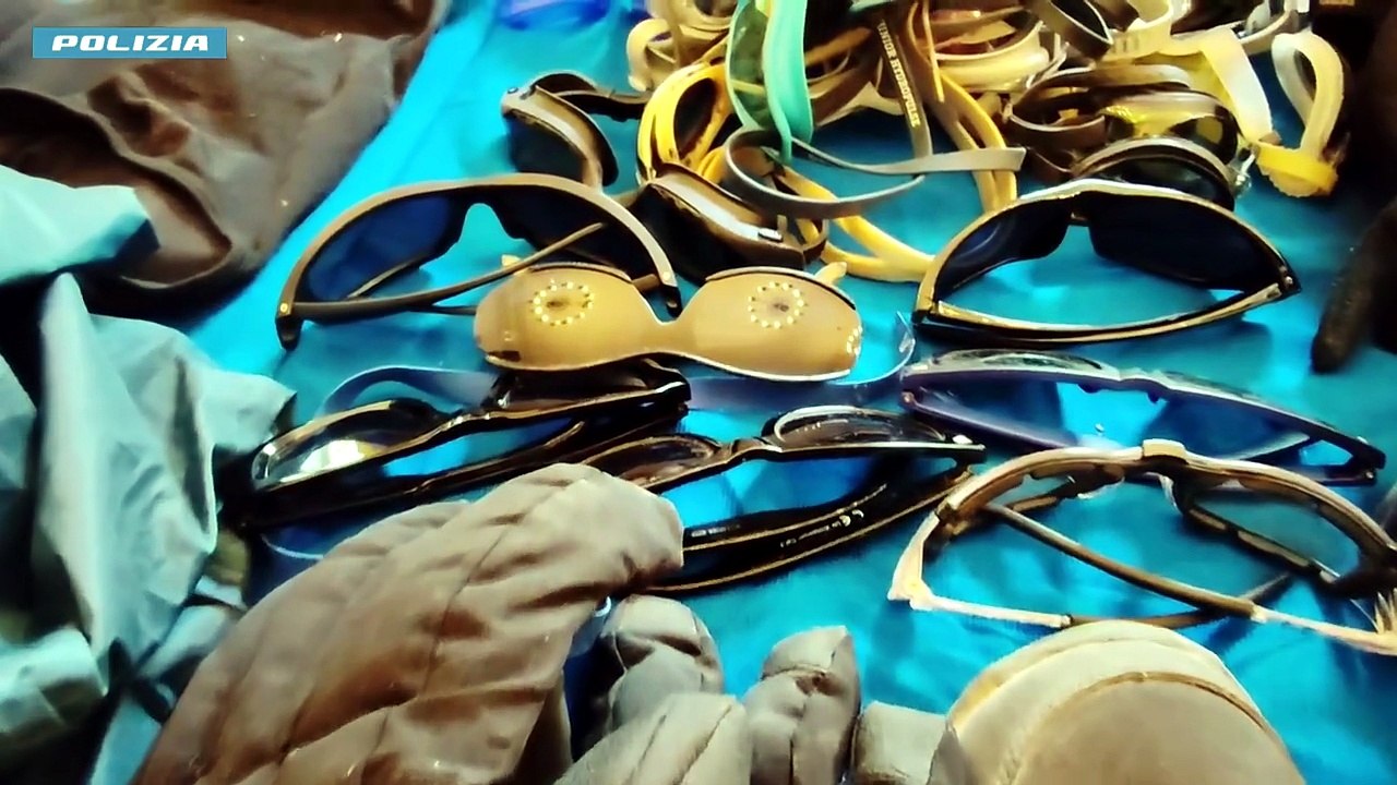 No Tav, l'arsenale sequestrato in Valsusa - Video