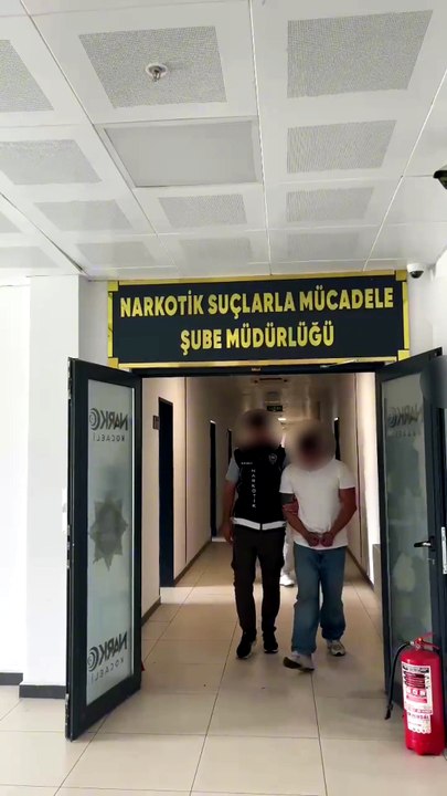 Kocaeli polisinden zehir tacirlerine 'ağır' darbe: 3 kilo zehirle yakalandılar, sonları cezaevi oldu