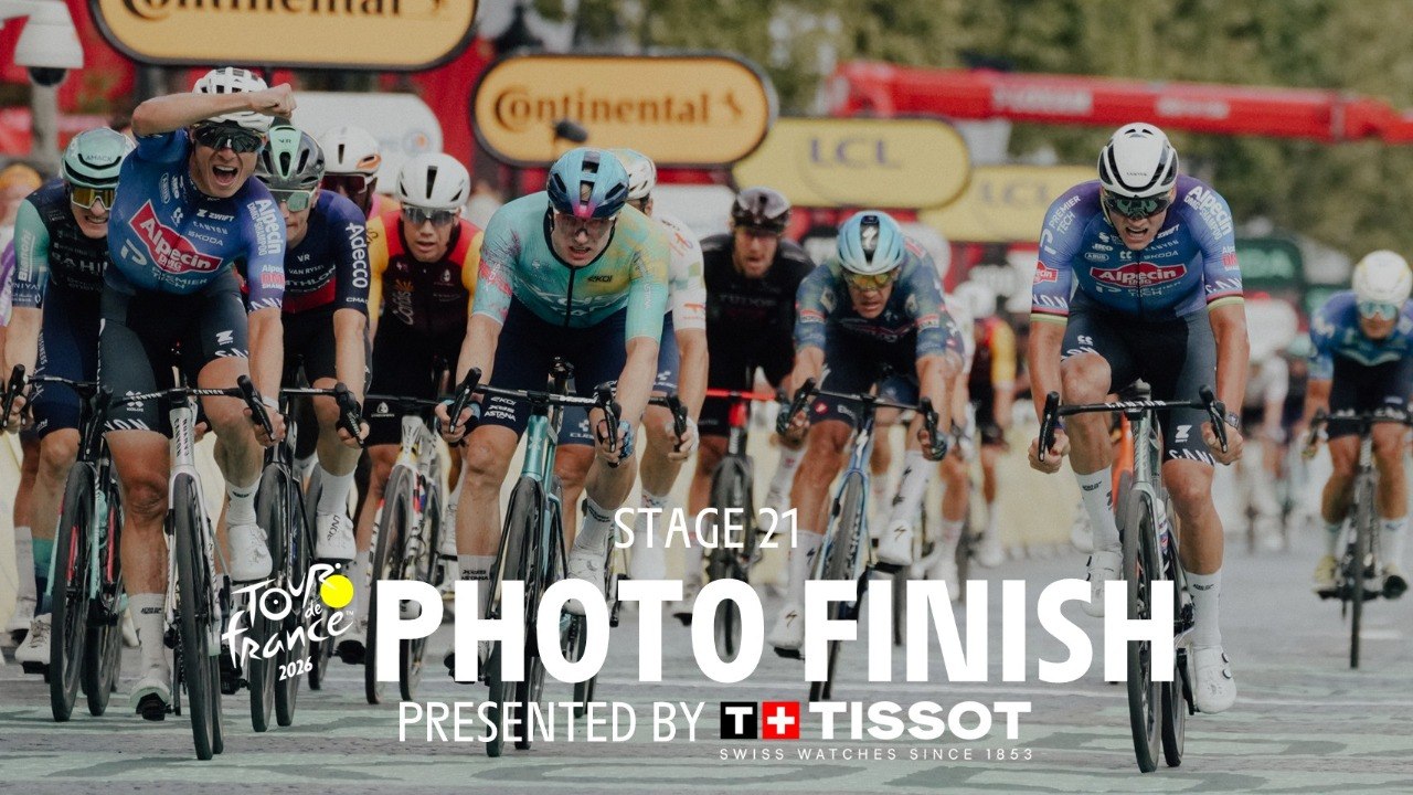 Photo finish of the day with Tissot - Stage 21