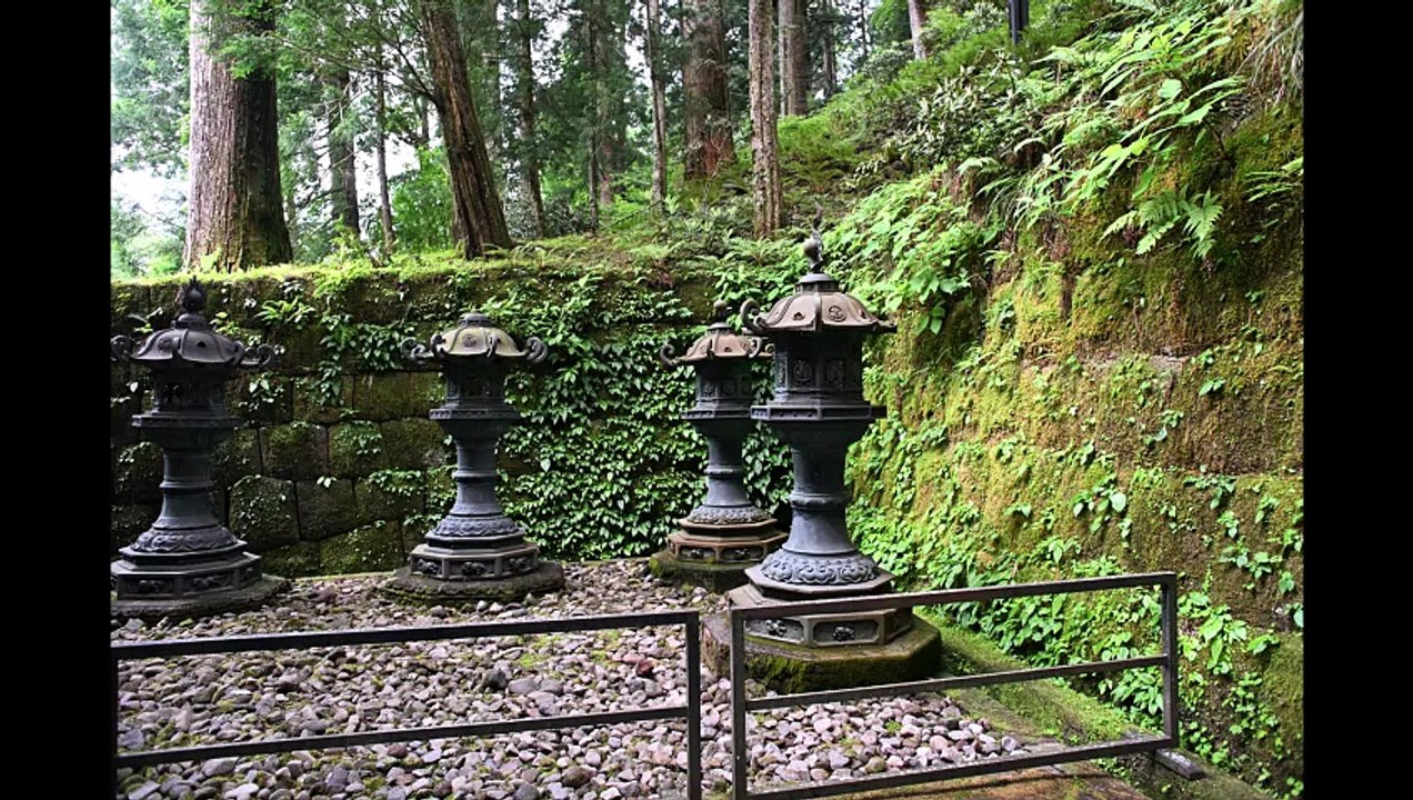 Nikko-zan Rinno-ji Temple: Home to the Taiyuin, the mausoleum of Iemitsu, the third shogun of the Tokugawa