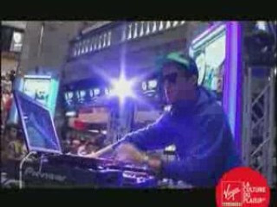 Ed Banger Party au Virgin Megastore Champs-Elysées