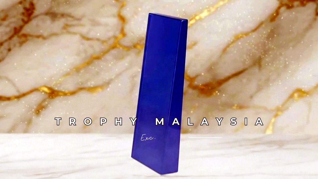 Blue Crystal Trophies at Trophy-World Malaysia | Custom Trophies & Plaques Supplier