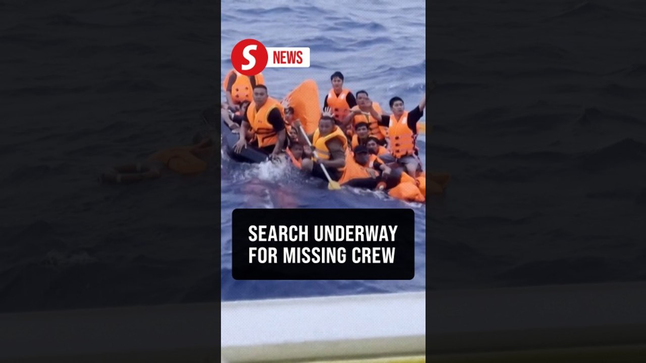 Search continues for sunken Vietnamese ship in South China Sea