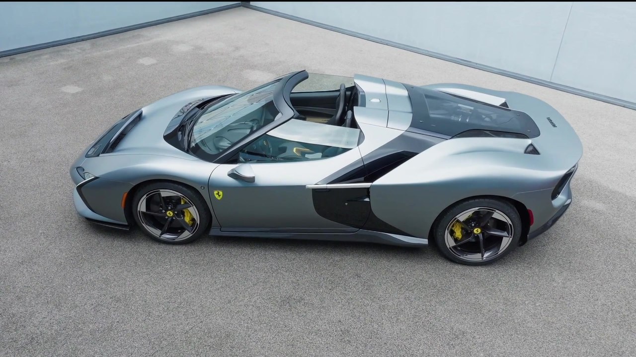 L'ultimo capitolo del V8 - L'evoluzione estetica e dirompente della Ferrari HC25