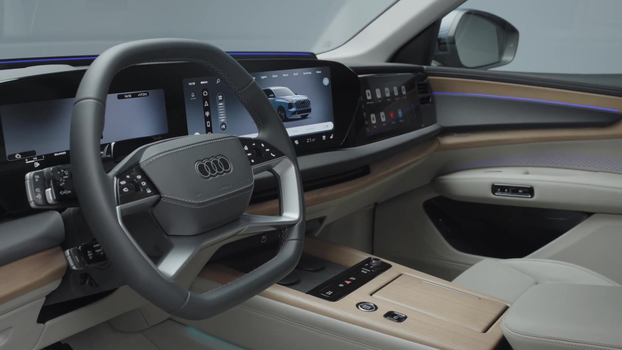 Audi Q7 SUV TDI quattro Interior Design in Studio