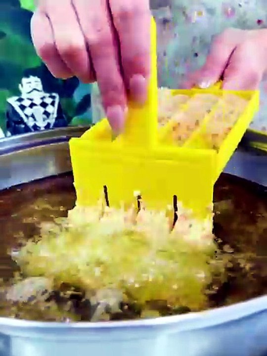 Stainless steel lemon squeezer #fyp #amazon #amazonfinds #gadgets #lifehacks