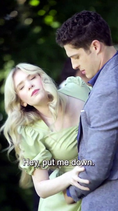 #FULL🔥Amelia was captured by a wandering hunter, Daniel Hero！  💫#drama #love #movie #film