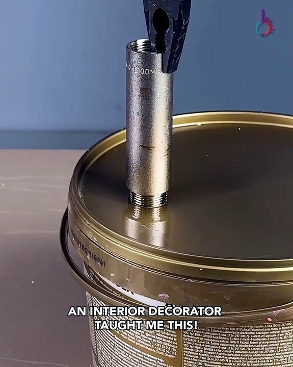 Avoid spills while pouring paint like this🎨