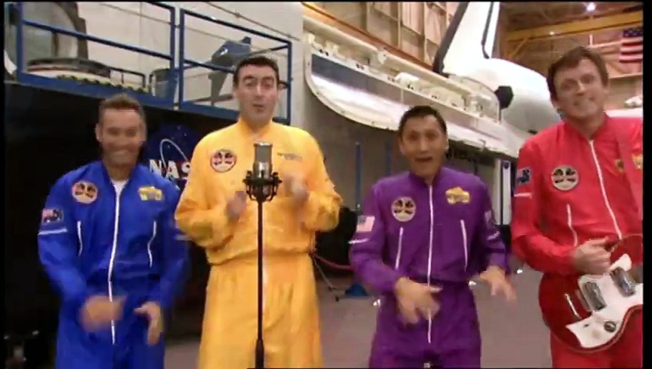 The Wiggles Walking On The Moon 2006...mp4