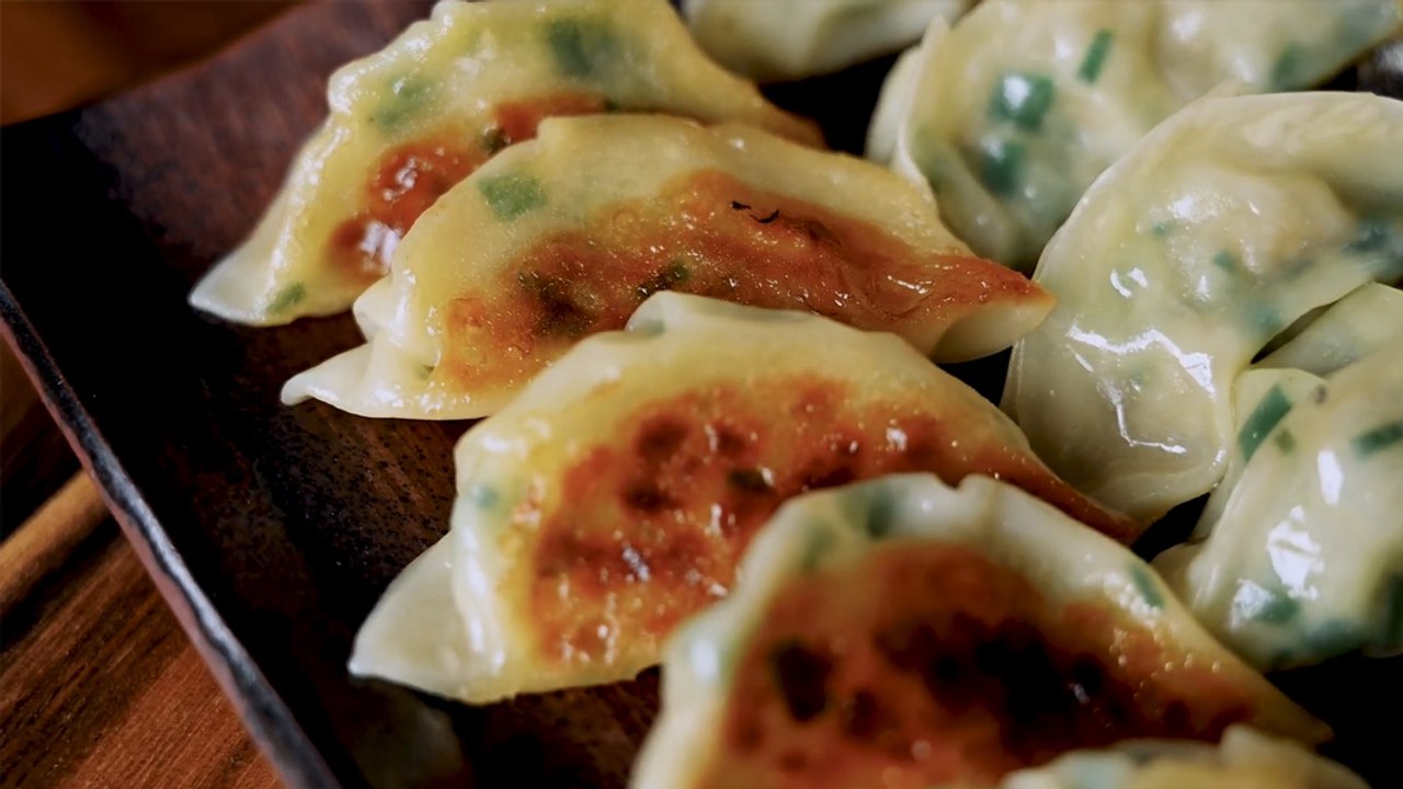 Perfectly Crispy Shrimp Gyoza Recipe: The Secret to Golden Bottoms & Tender Tops
