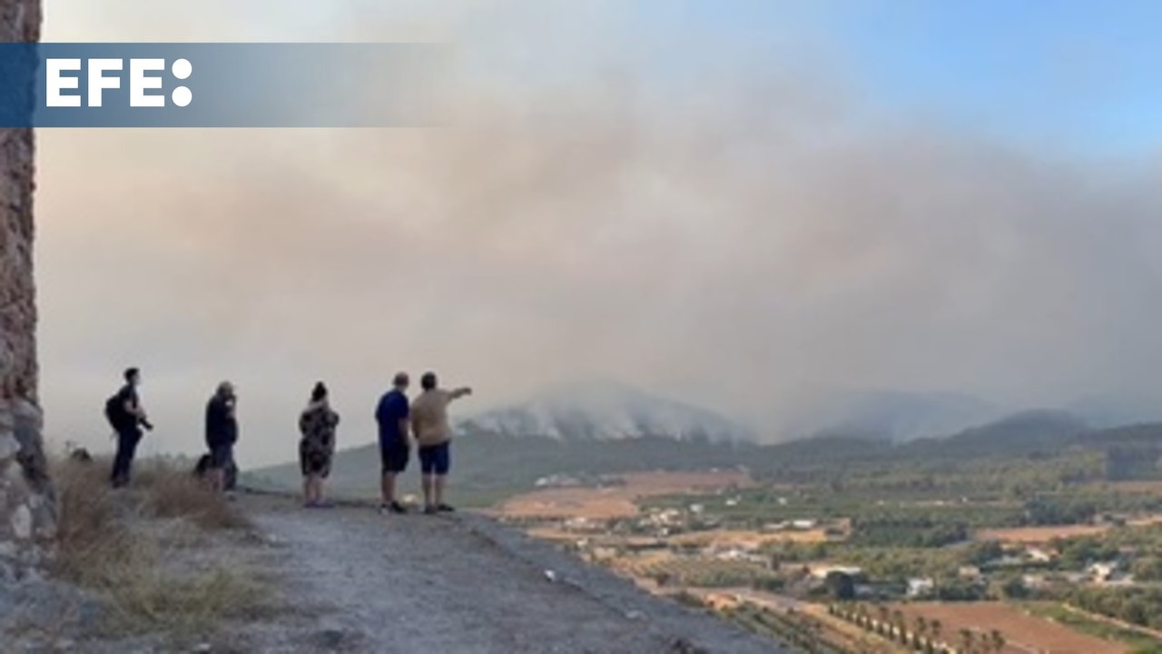 Imágenes del incendio en Onda (Castellón)