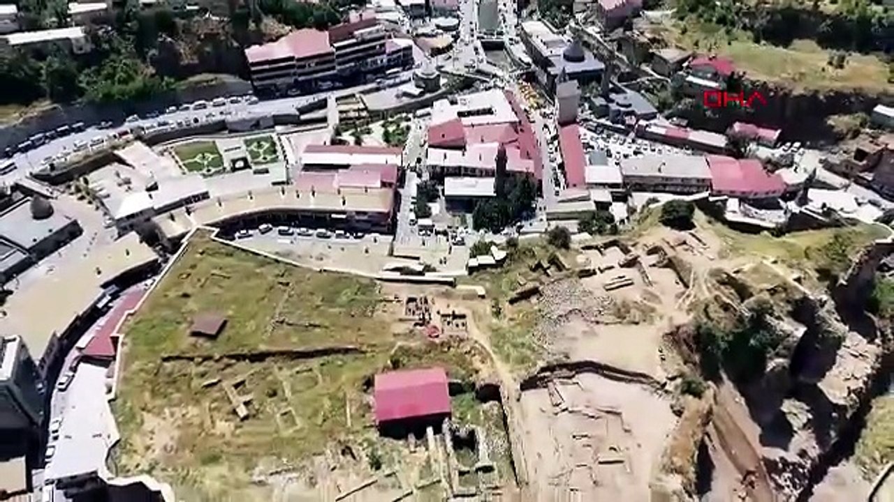 Bitlis Kalesi’ndeki 22 yıllık kazı çalışmalarında sona gelindi