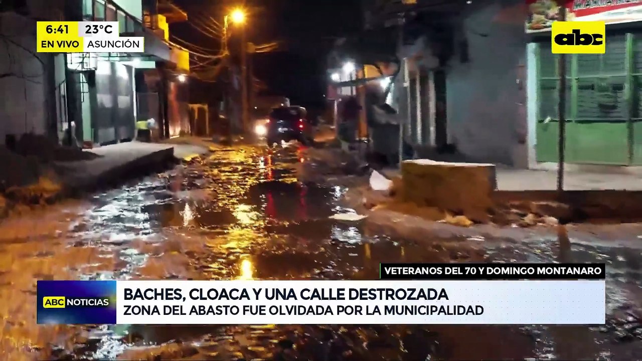 Baches, cloacas y calles destrozadas en zona de Mercado de Abasto