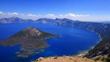 Is This Oregon’s Most Peaceful Lake View?