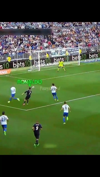Moment bangkit ronaldo setelah di tackle oleh lawan