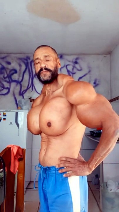 Don’t take synthol ! 🙏