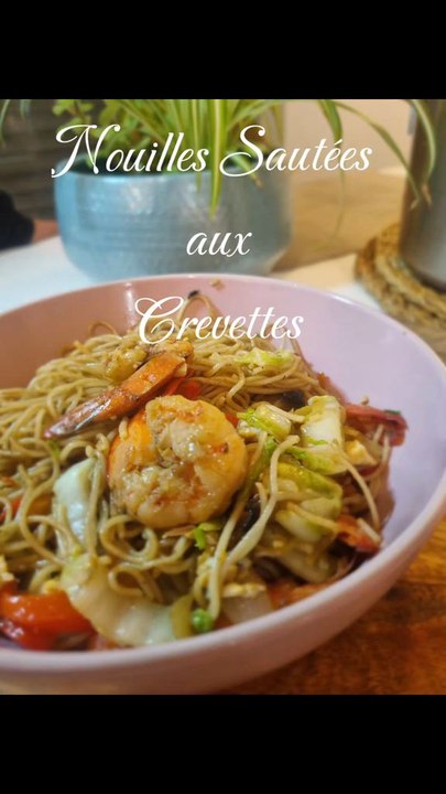 Nouilles sautées aux crevettes