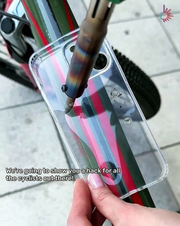 The best phone holder hack for cyclists 🚲