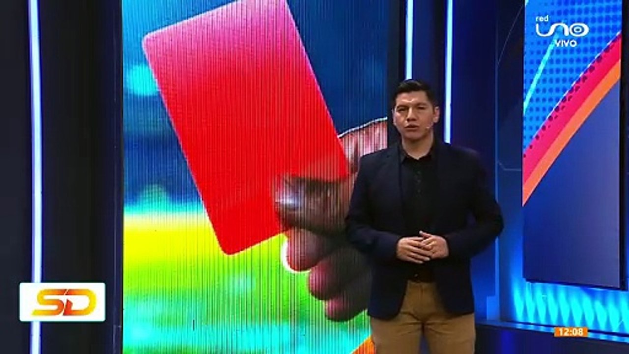 EL EXÁRBITRO ANALIZA LA ROJA