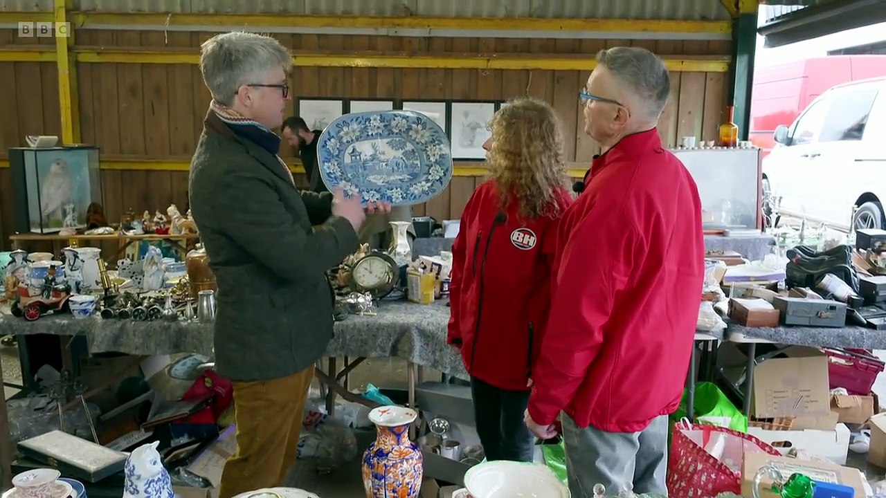 Bargain Hunt S74E27