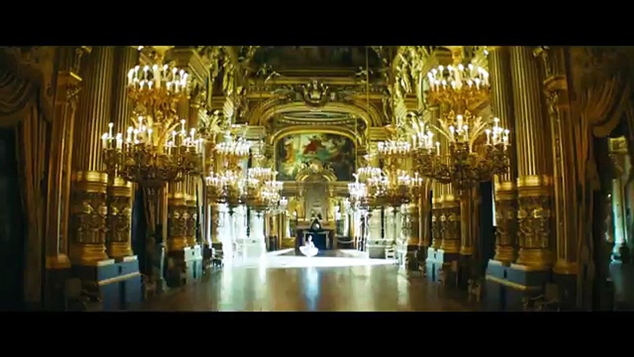 Découvrez les premières images du film "Le Fantôme de l’Opéra" avec Romain Duris ou encore Deva Cassel, qui sortira au cinéma le 28 octobre prochain - VIDEO