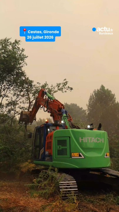 "Une Ligne Maginot" : des centaines d'engins détruisent la forêt pour créer des pares-feux contre l'incendie de Gironde