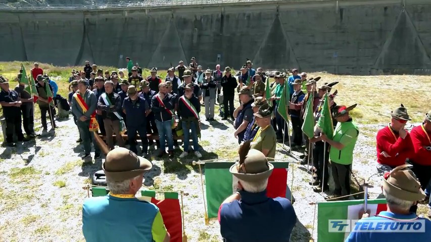 Video News - Alla chiesetta del Lago Venerocolo, la preghiera degli Alpini