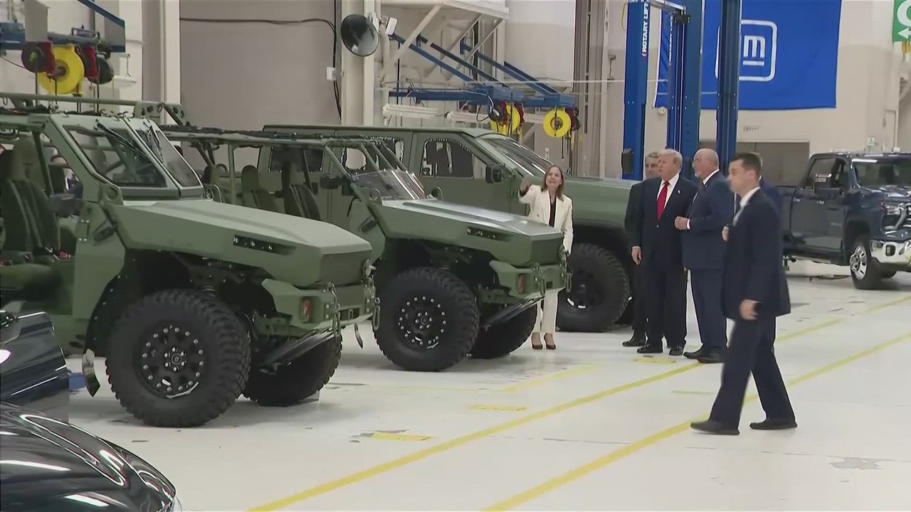 Trump sings cadillac