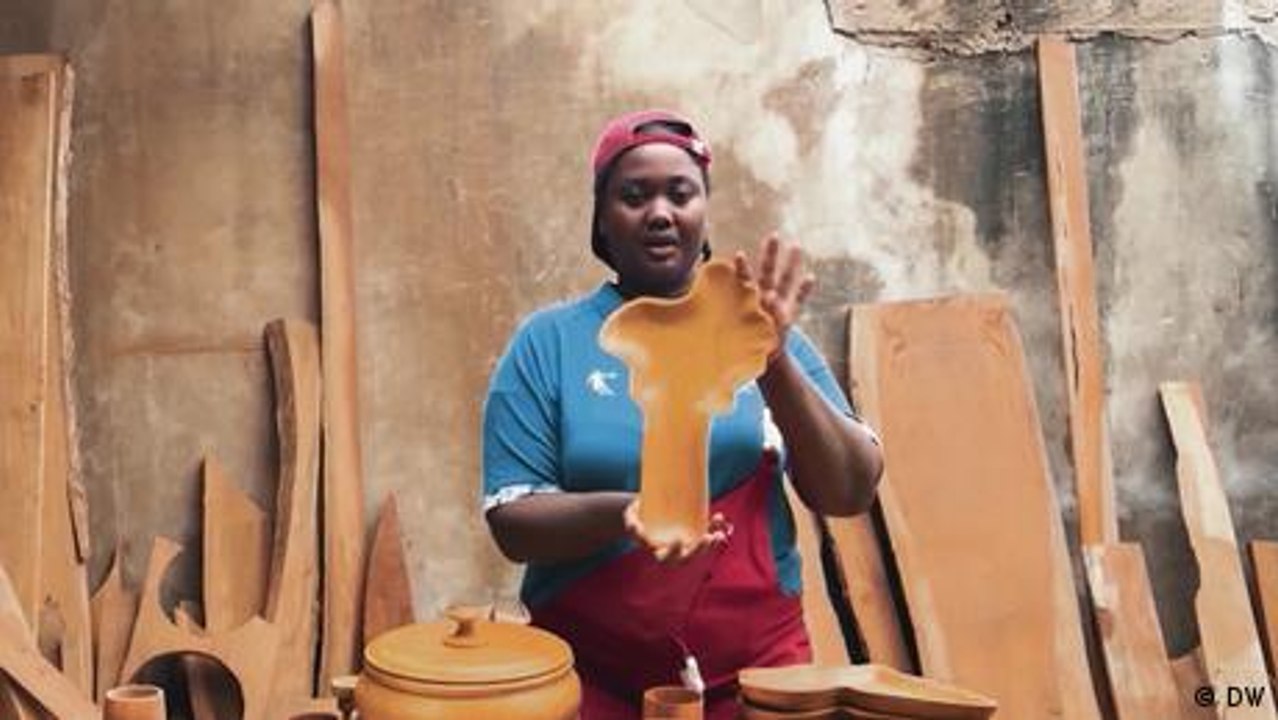 Meet the Beninese queen of wood