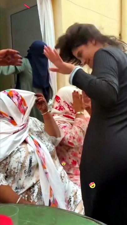 Woman amazing dance