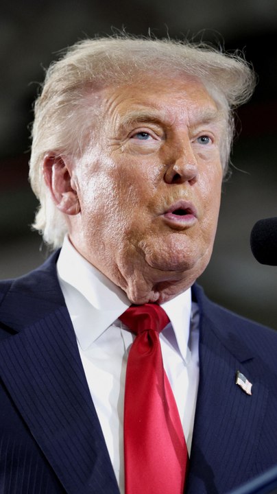 Donald Trump bromea con la pronunciación de México