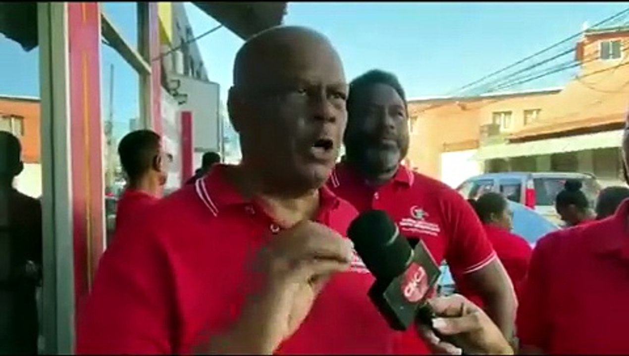 WORKS CREDIT UNION SHUT DOWN BY STRIKE