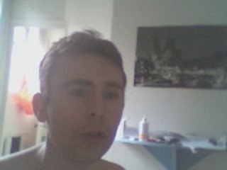 Wiwi égratigne "L'amour fait la force"