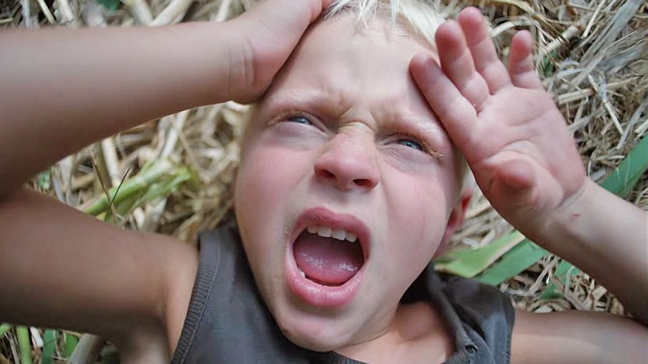 Les Roches Rouges Bande-annonce VF